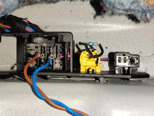 Load image into Gallery viewer, Rail Position Sensor MQB Golf R GTI A3 S3 Octavia Leon
